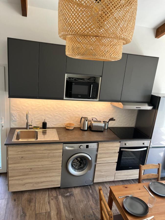 Maisonnette Avec Petite Foret Valréas Extérieur photo