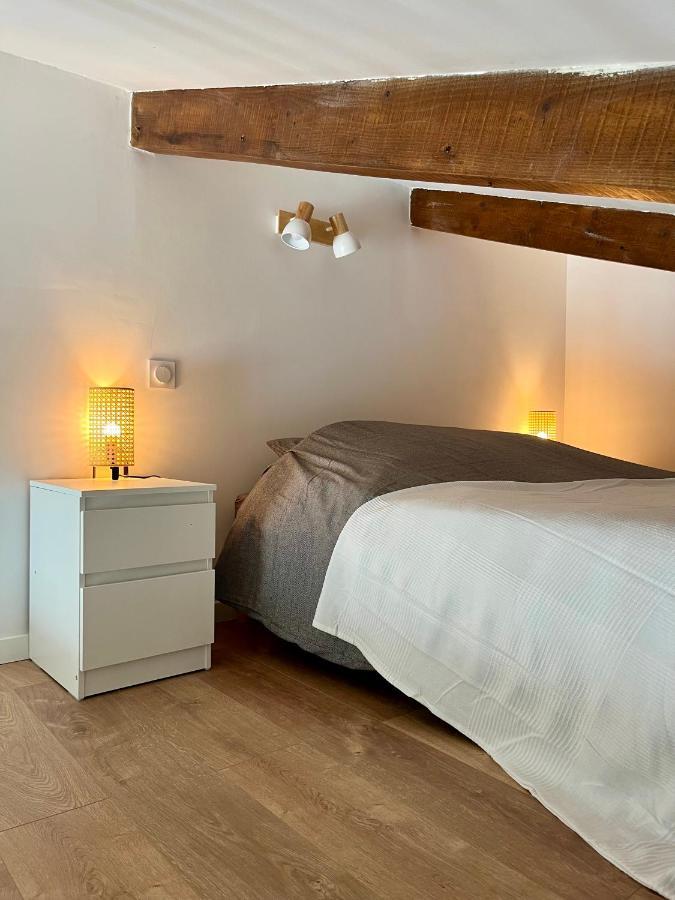 Maisonnette Avec Petite Foret Valréas Extérieur photo