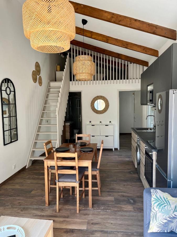 Maisonnette Avec Petite Foret Valréas Extérieur photo